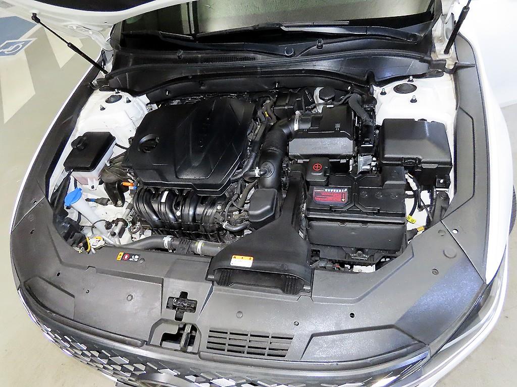 HYUNDAI Grandeur 2021 Blanco - Importación desde Corea - HF Imports Iquique - Foto 18