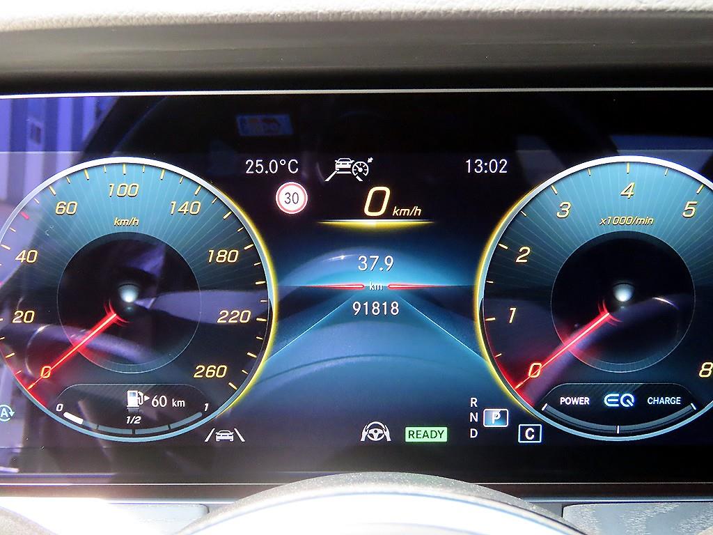 Mercedes Benz CLS Class - Vista 9