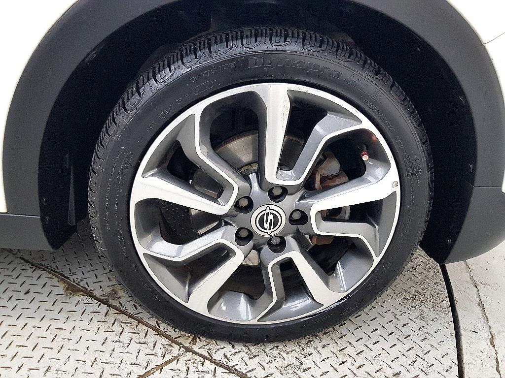 Ssangyong Tivoli 2016 Blanco - Importación desde Corea - HF Imports Iquique - Foto 20