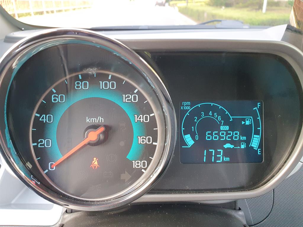 Chevrolet Spark - Vista 6