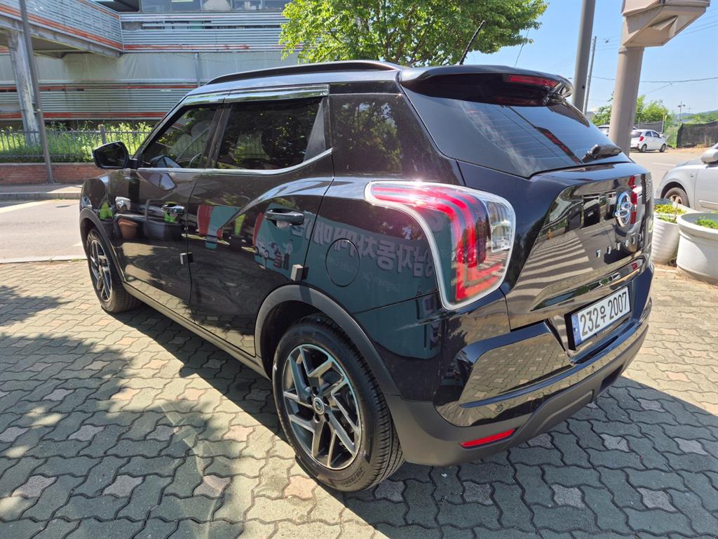 Ssangyong Tivoli - Vista 6