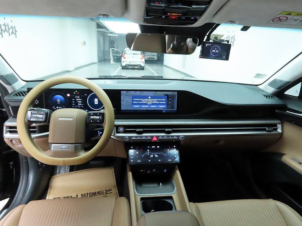 HYUNDAI Grandeur - Vista 7