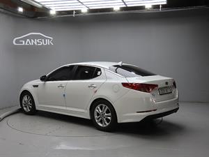 KIA K5 - Vista 6