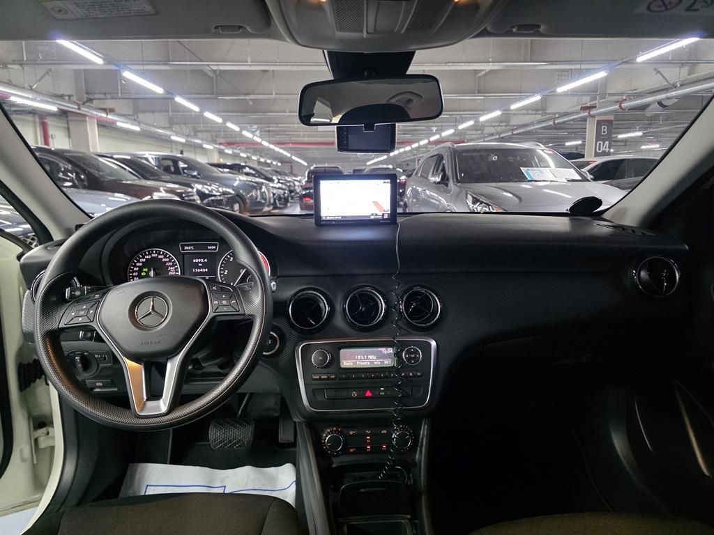 Mercedes Benz A Class 2014 Blanco - Importación desde Corea - HF Imports Iquique - Foto 16