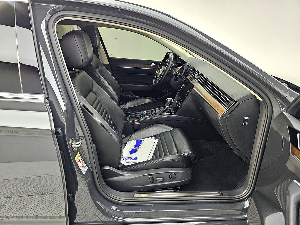 Volkswagen Passat - Vista 11