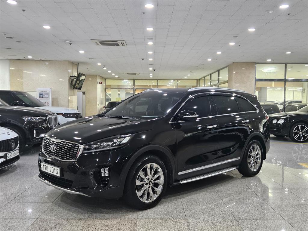 KIA Sorento 2018 Negro - Importación desde Corea - HF Imports Iquique - Foto 1