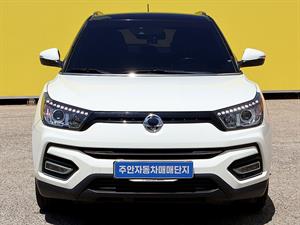 Ssangyong Tivoli - Vista 2