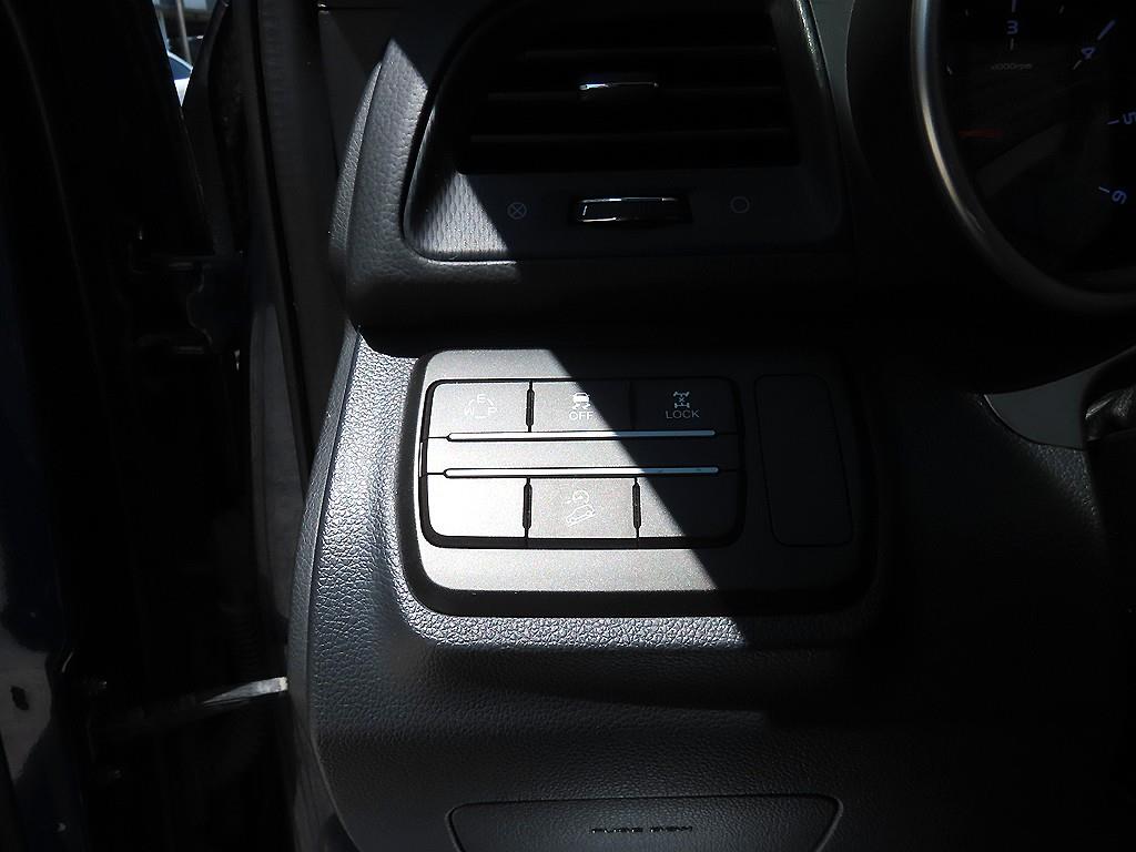Ssangyong Tivoli - Vista 12