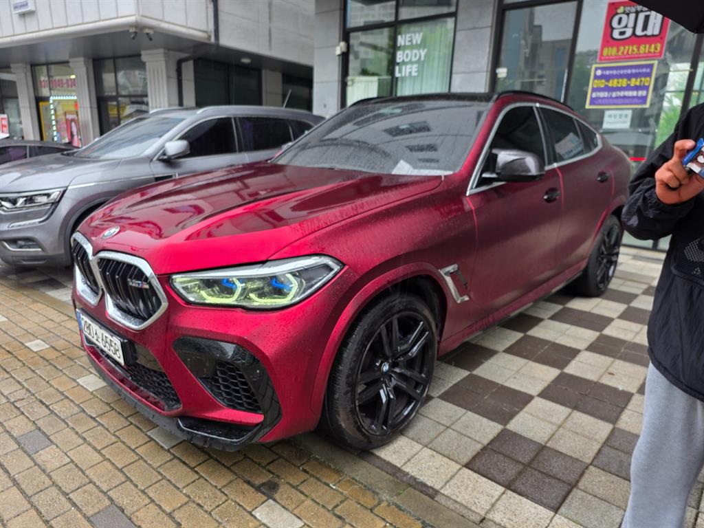 BMW X6M - Vista 2