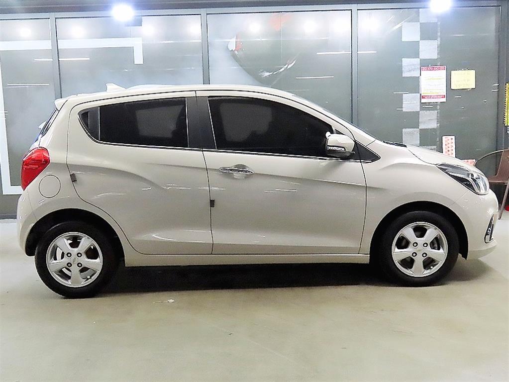 Chevrolet Spark - Vista 3