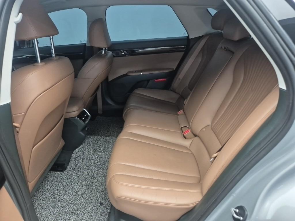 HYUNDAI Grandeur - Vista 12