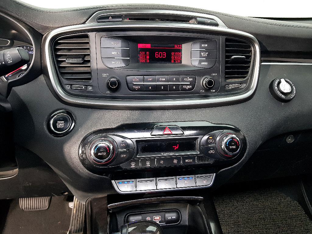 KIA Sorento - Vista 11