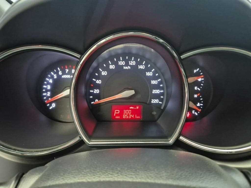 KIA Pride - Vista 6