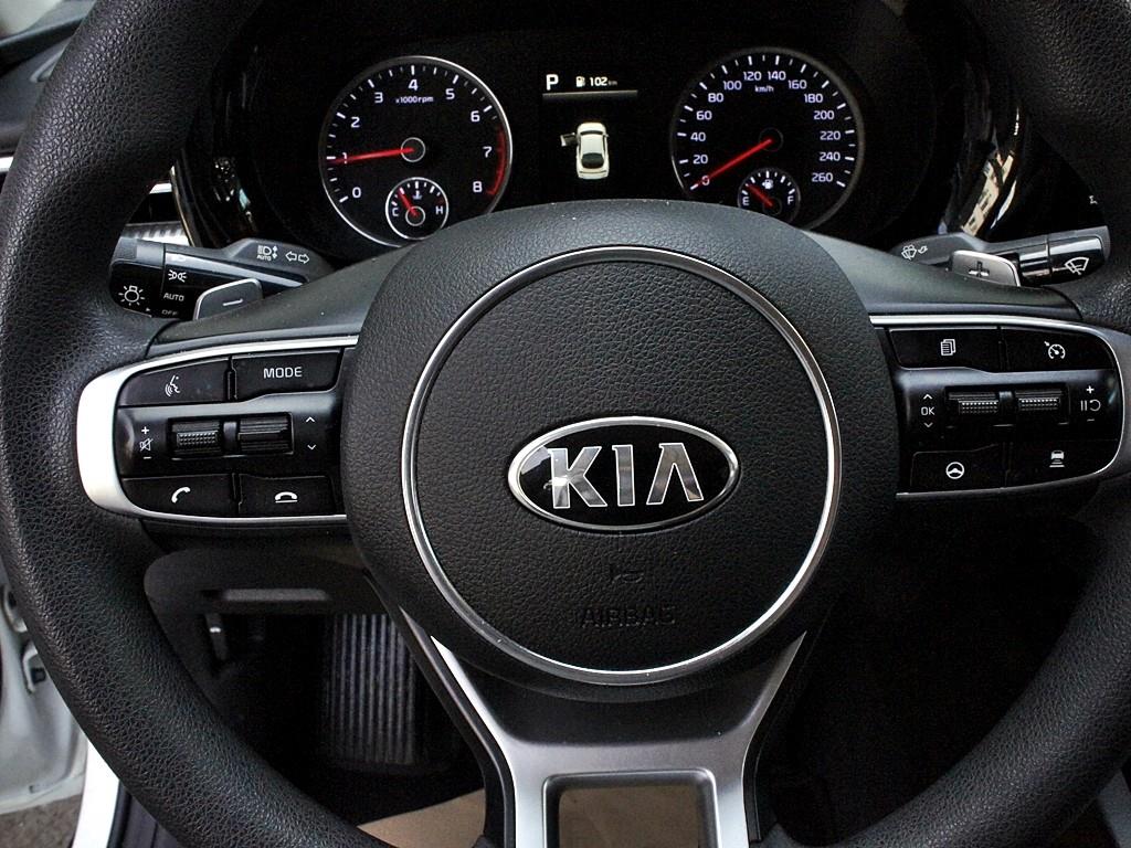 KIA K5 2021 Blanco - Importación desde Corea - HF Imports Iquique - Foto 8