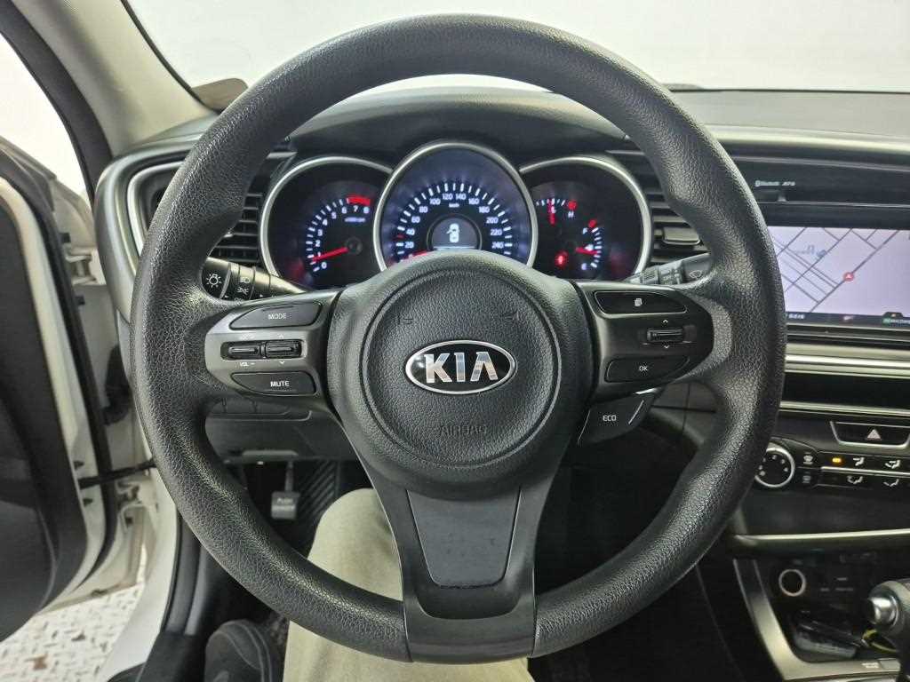 KIA K5 - Vista 9