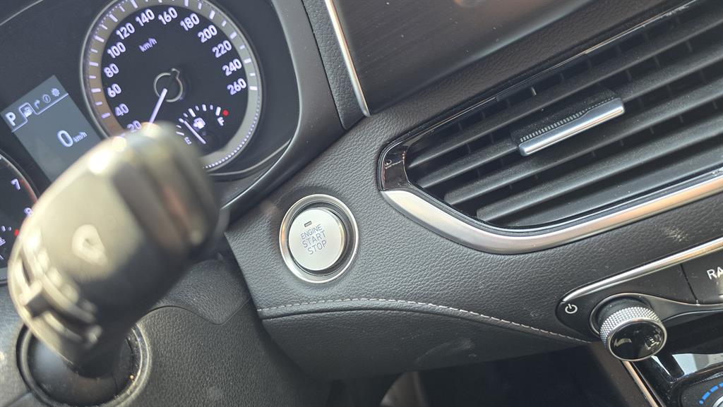 HYUNDAI Grandeur - Vista 7