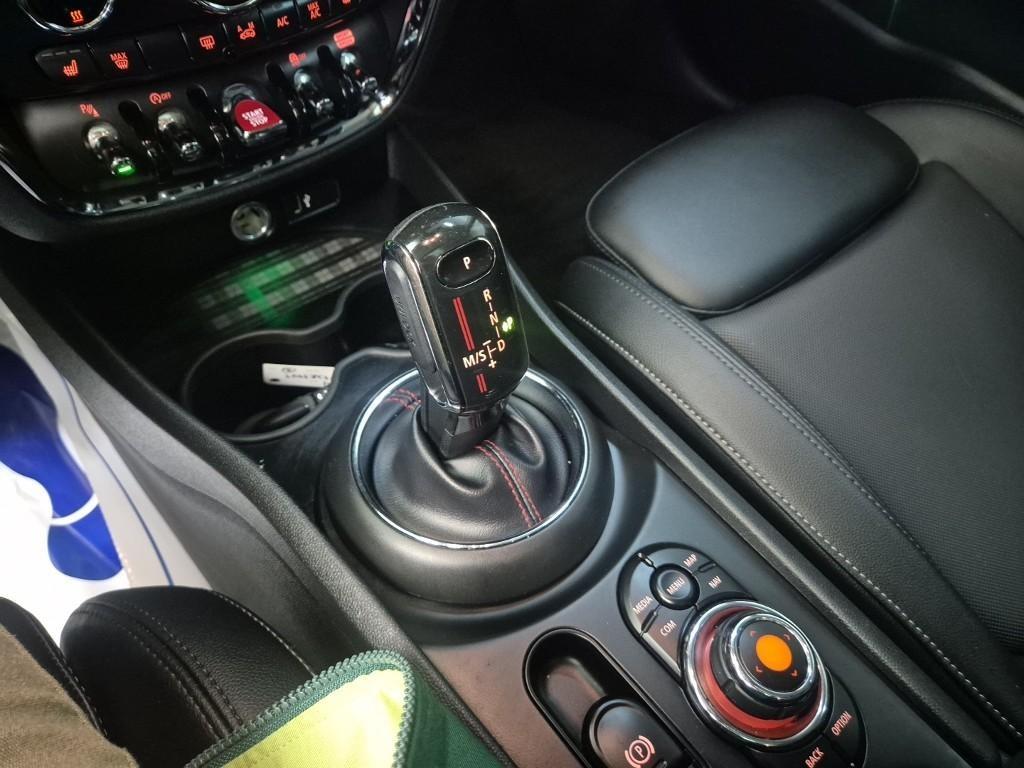 Mini Clubman - Vista 8