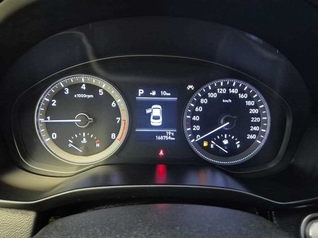 HYUNDAI Grandeur - Vista 6