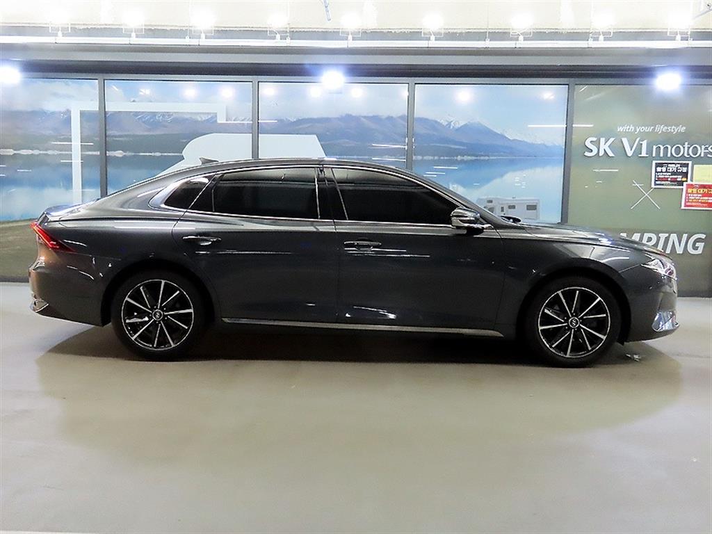 HYUNDAI Grandeur - Vista 3