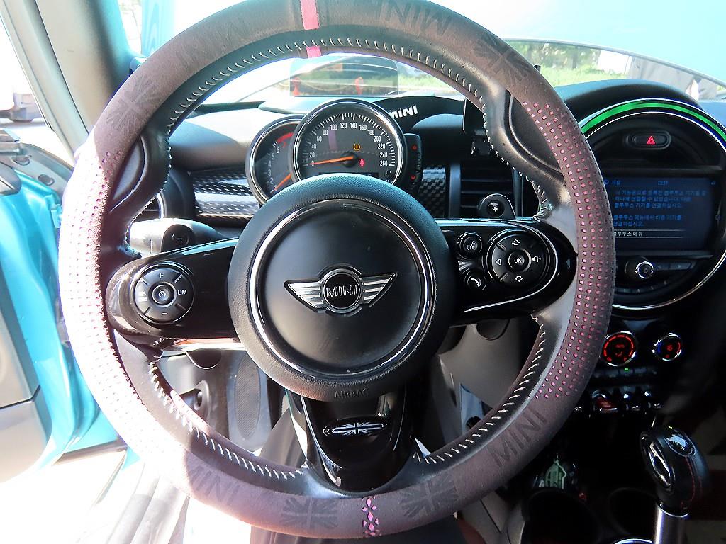 Mini Cooper Convertible - Vista 9