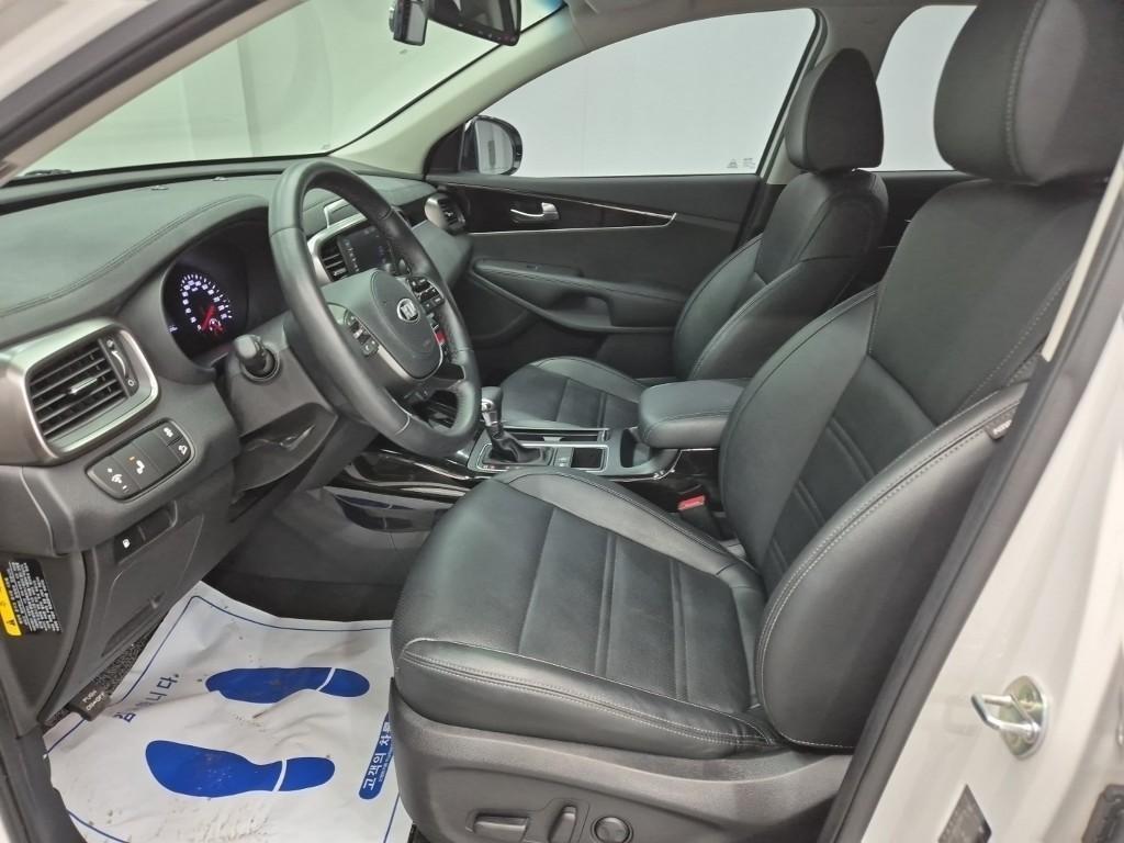 KIA Sorento - Vista 11