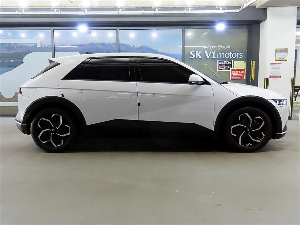 HYUNDAI Ioniq 5 - Vista 3