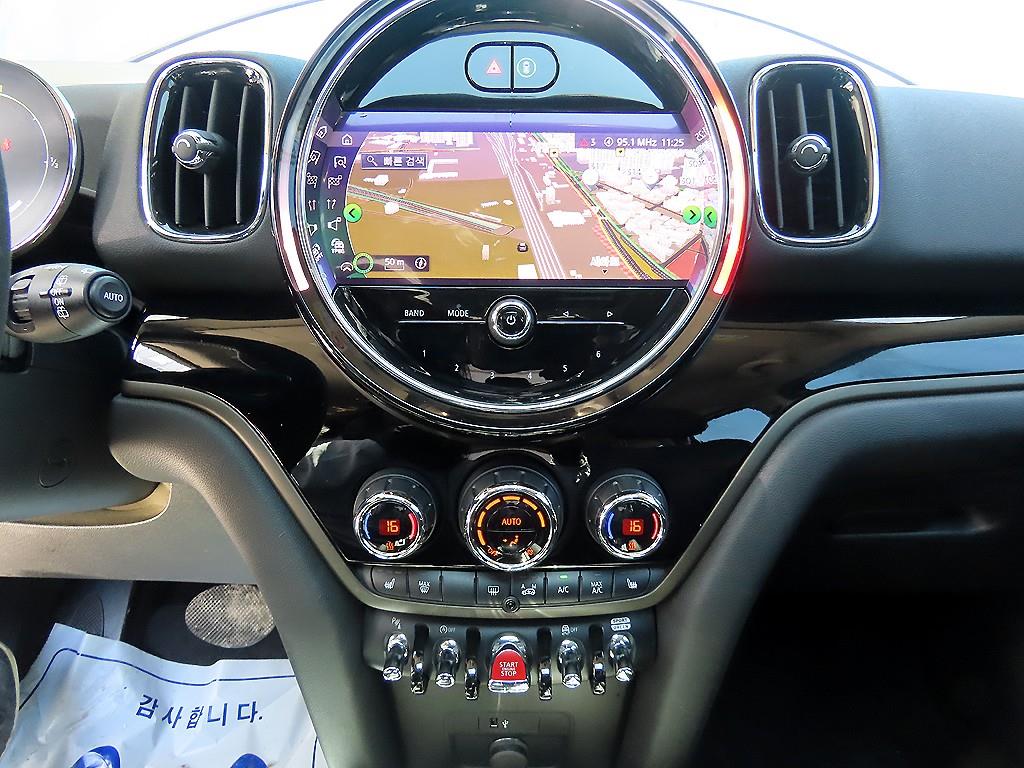 Mini Countryman 2021 Azul - Importación desde Corea - HF Imports Iquique - Foto 13