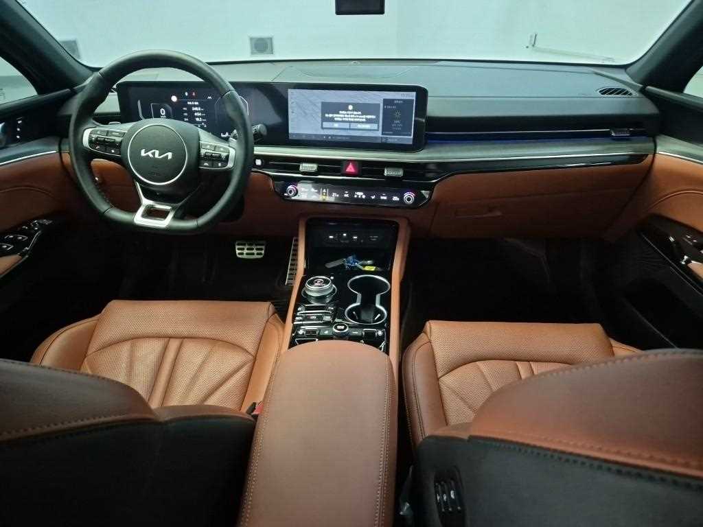 KIA K5 - Vista 7