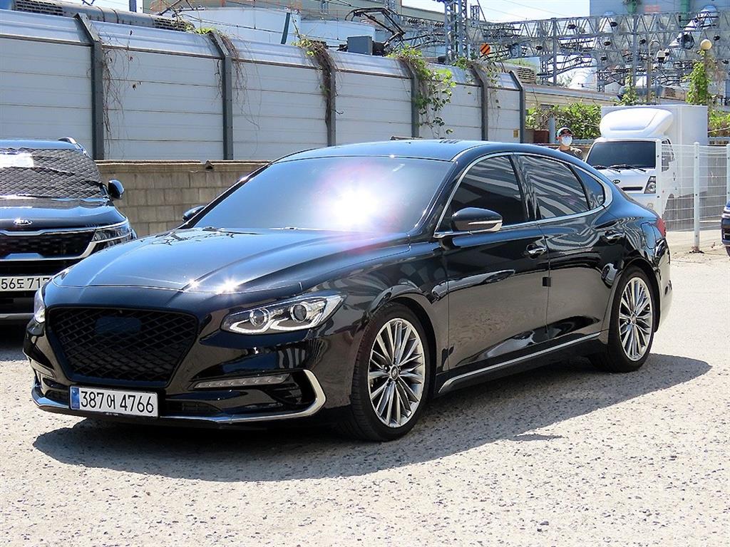 HYUNDAI Grandeur - Vista 2