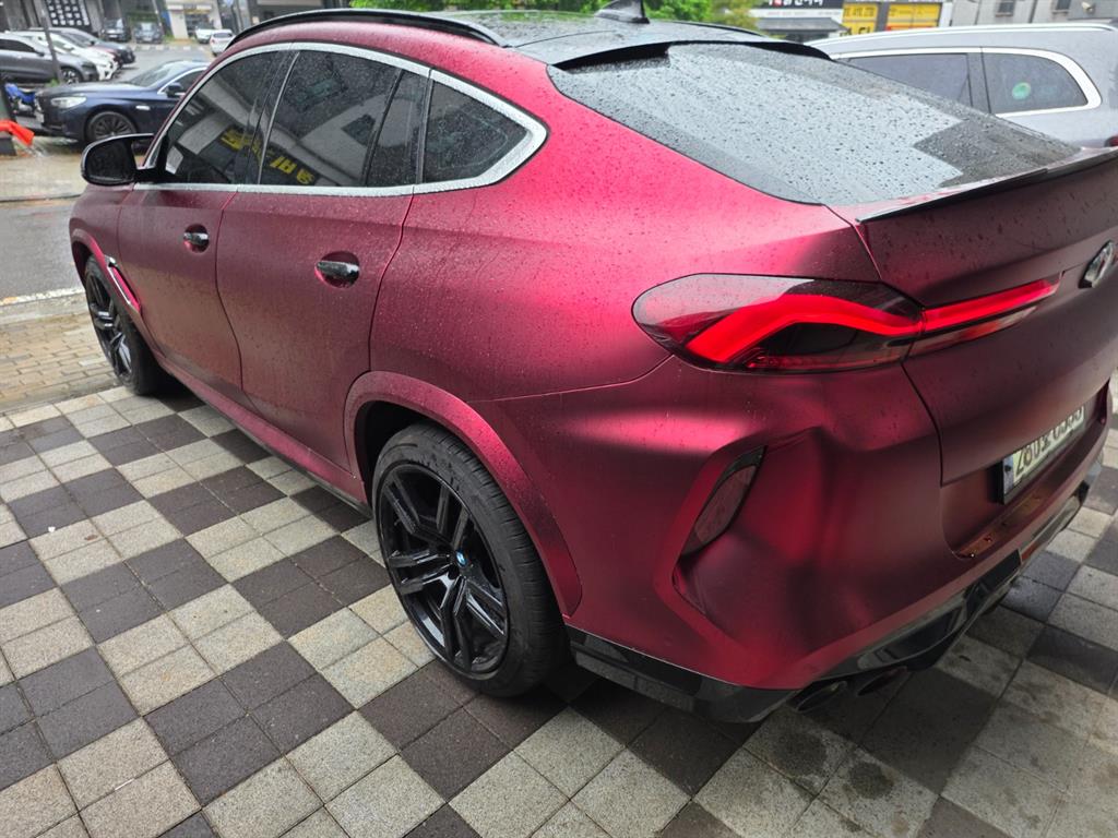 BMW X6M - Vista 5