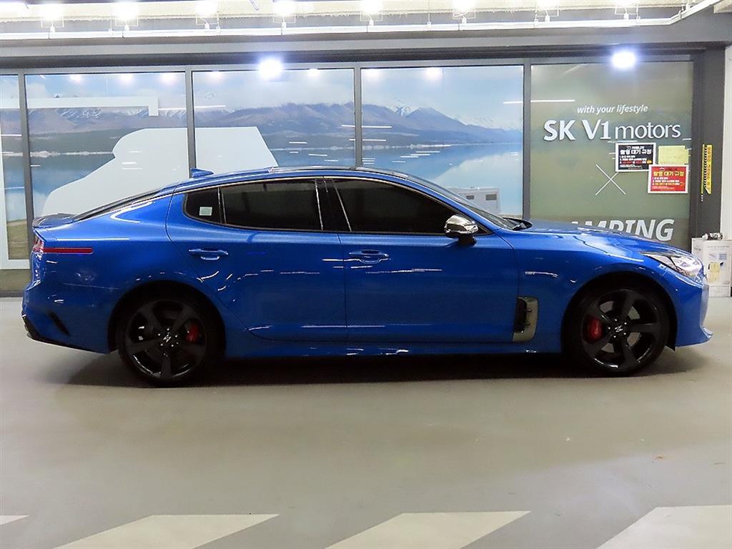 KIA Stinger - Vista 3