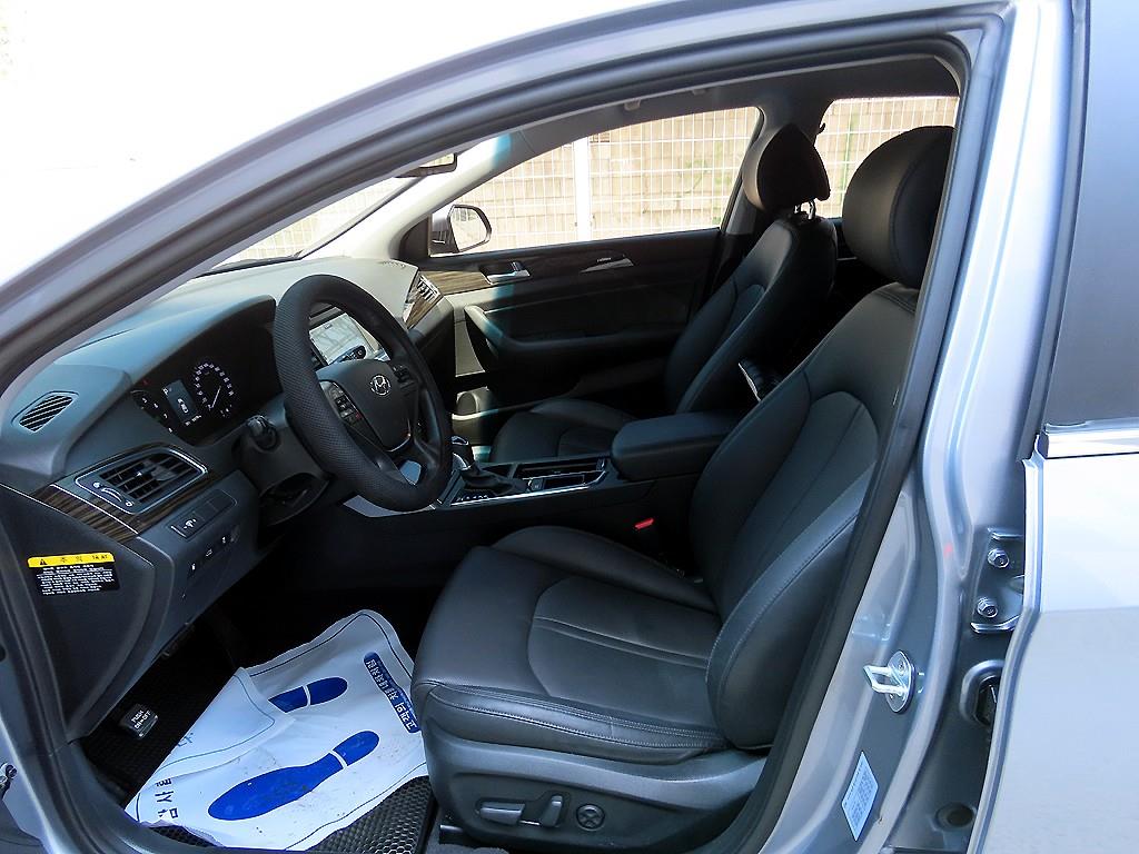 HYUNDAI Sonata - Vista 5