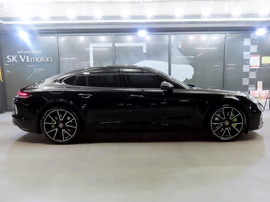Porsche Panamera - Vista 3