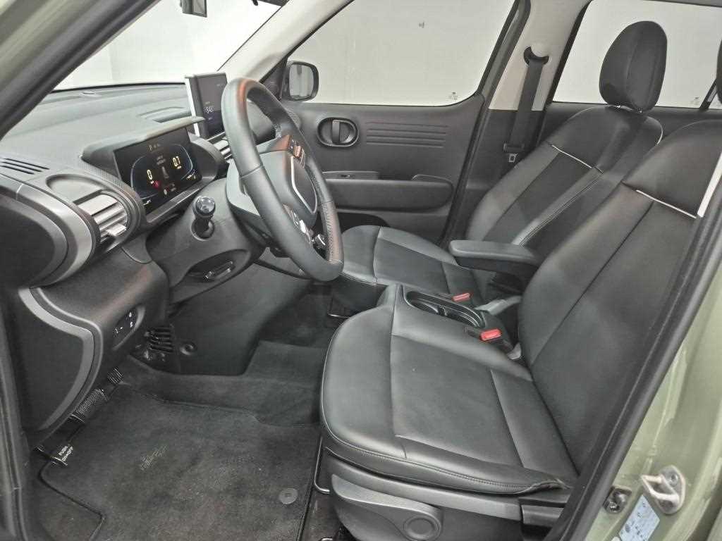 HYUNDAI Casper - Vista 11