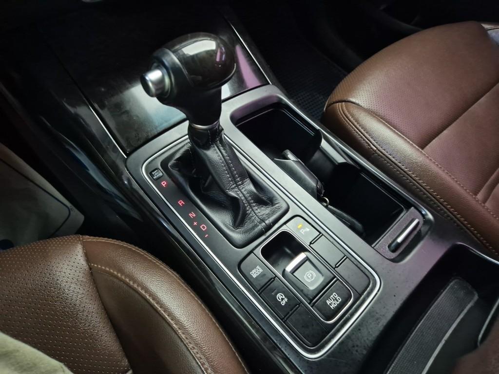 KIA Sorento - Vista 8