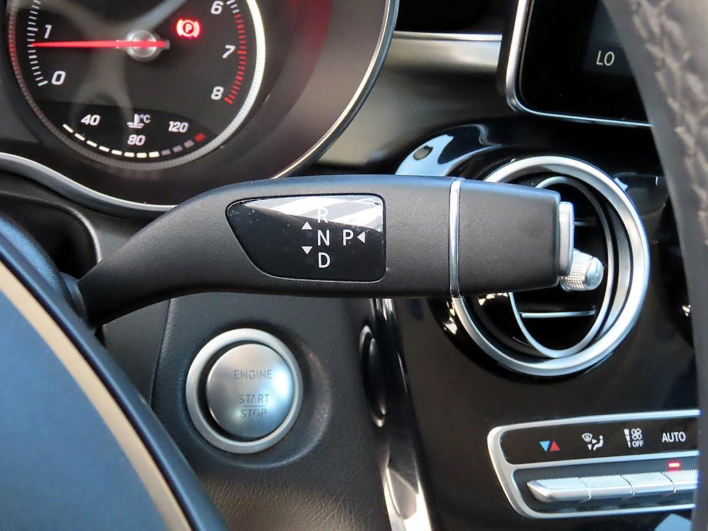 Mercedes Benz GLC Class - Vista 11