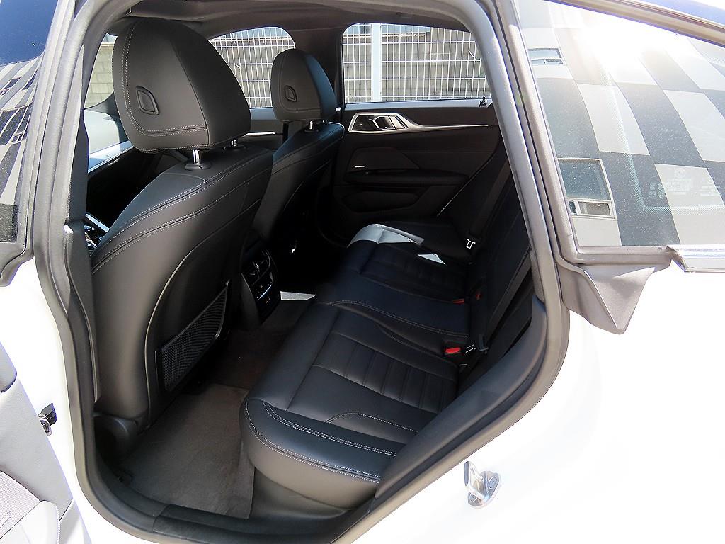 BMW 4 Series - Vista 6