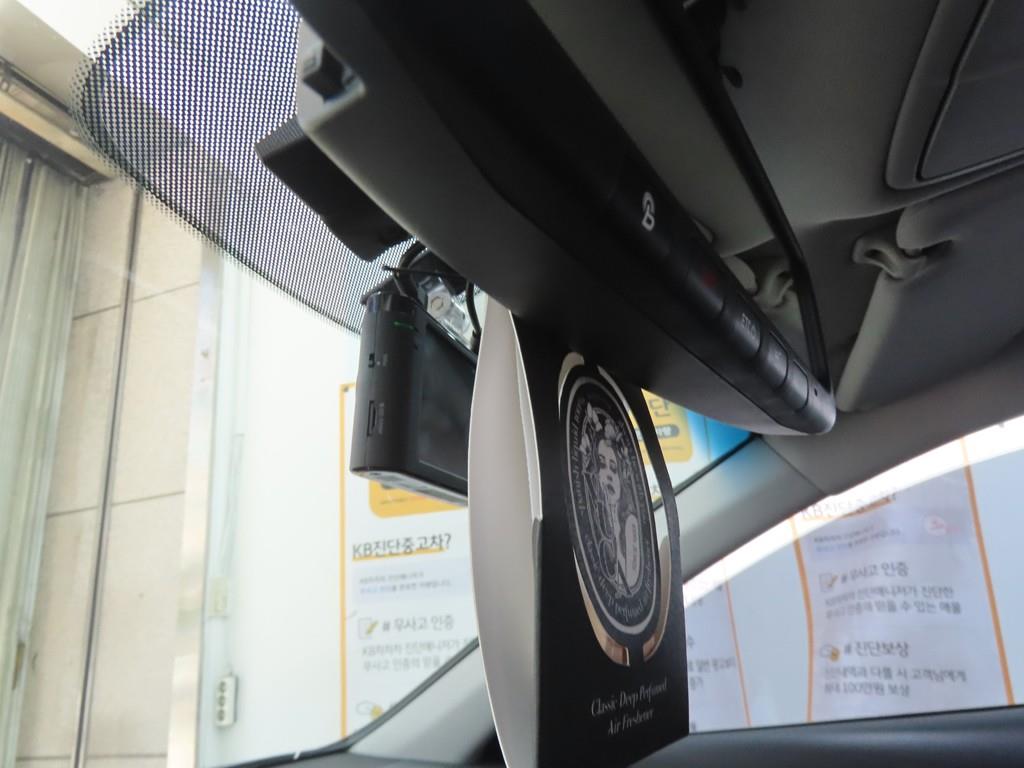 HYUNDAI Grandeur - Vista 11