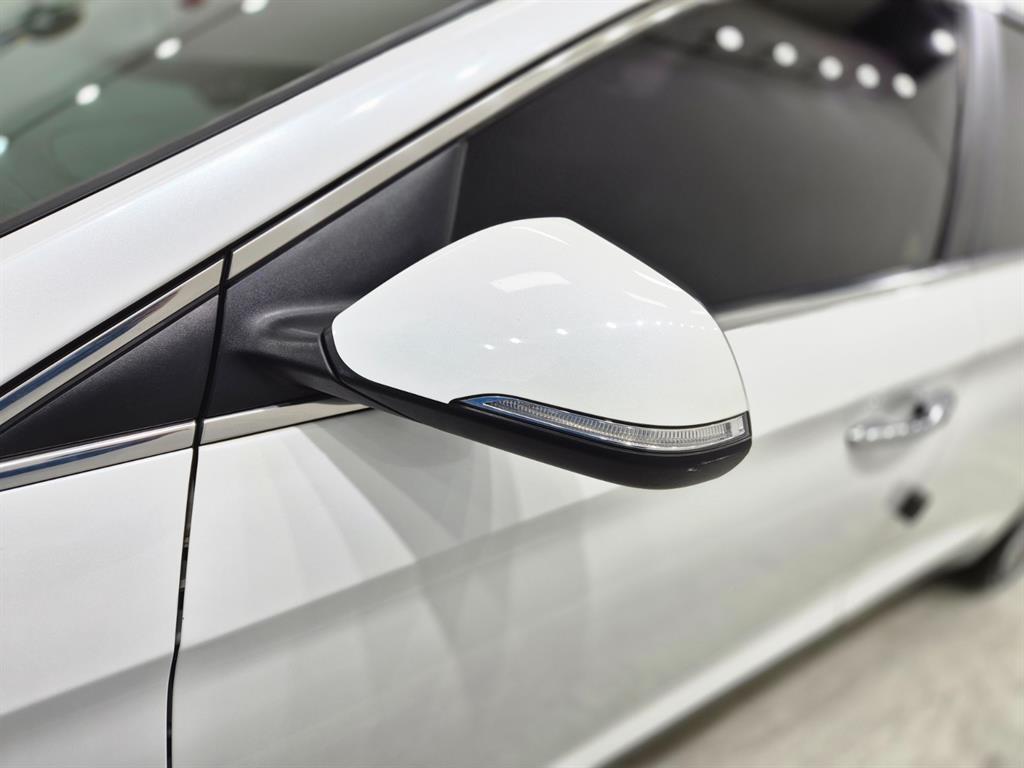 HYUNDAI Sonata - Vista 5