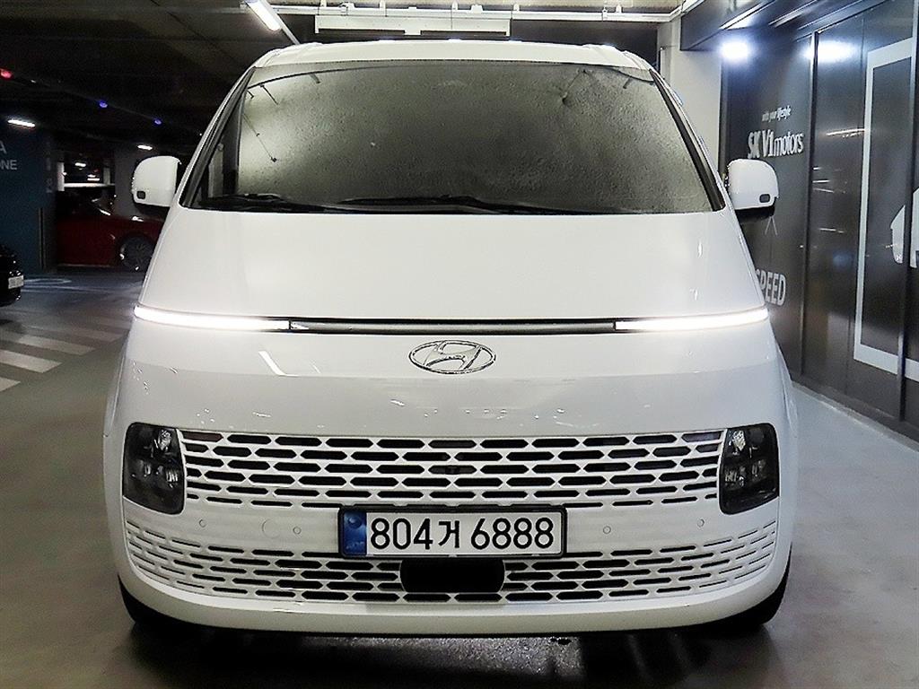 HYUNDAI Staria - Vista 2