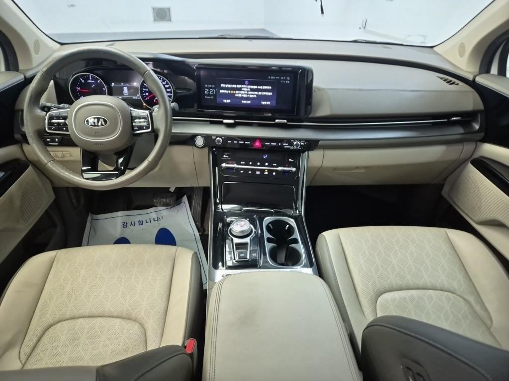 KIA Carnival - Vista 7