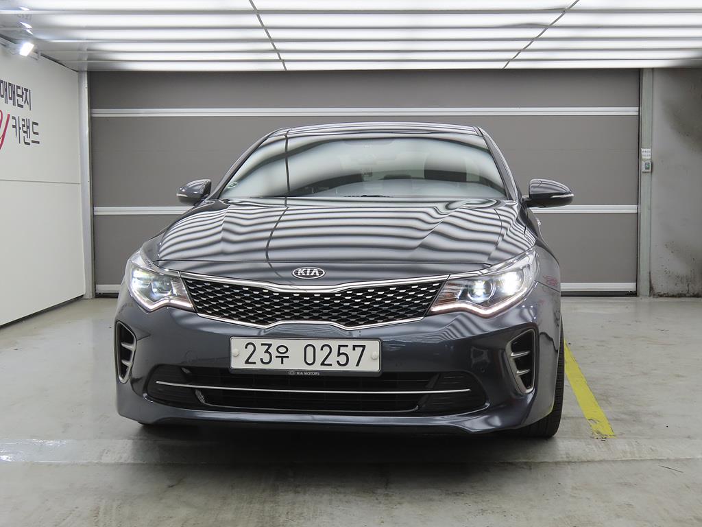 KIA K5 - Vista 2