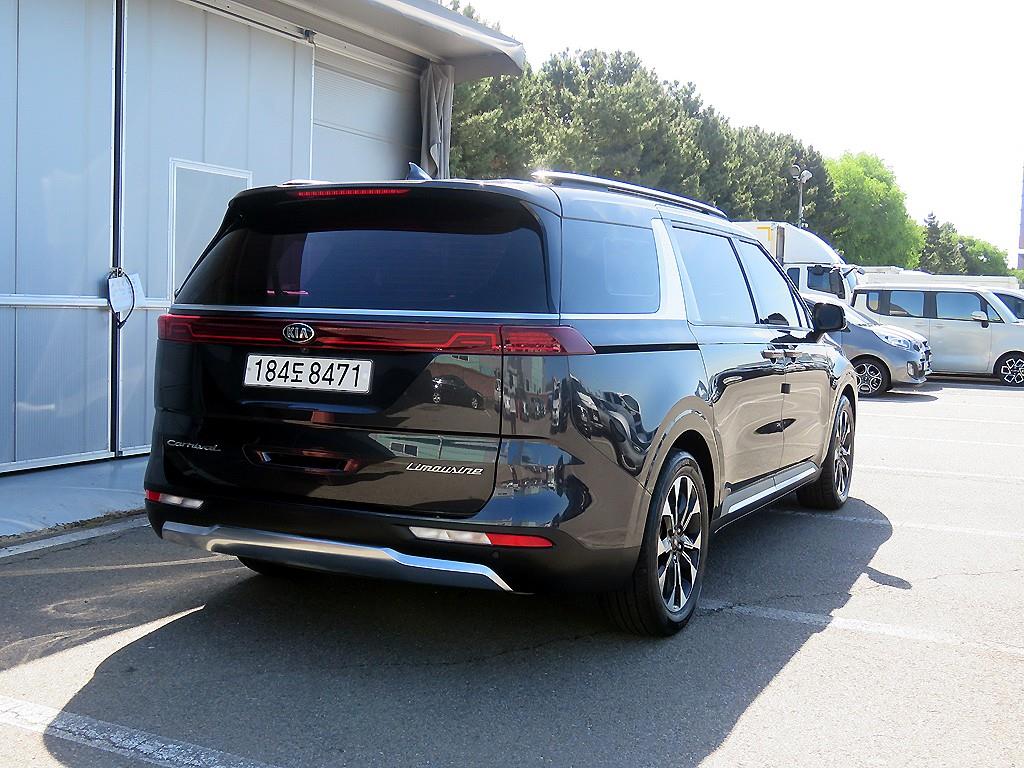 KIA Carnival - Vista 4