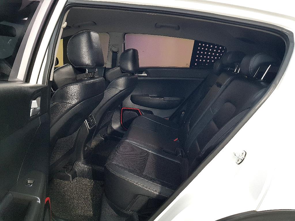 KIA Sportage - Vista 9