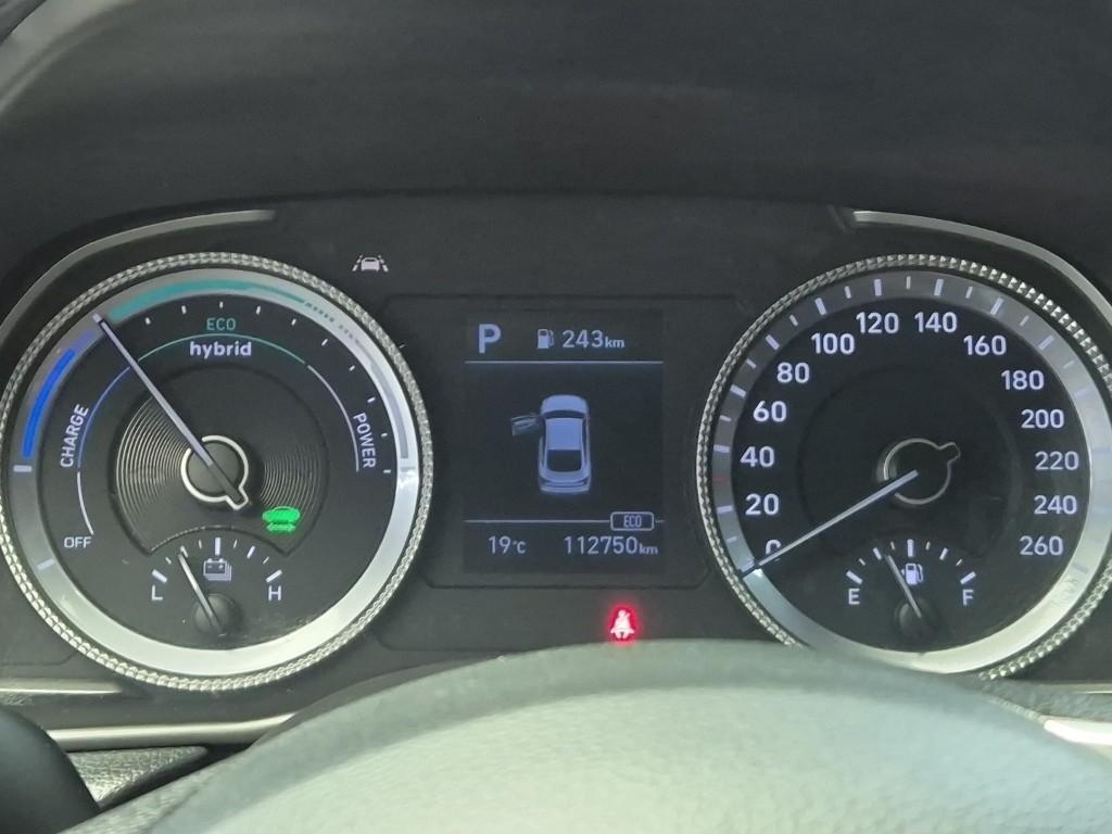 HYUNDAI Sonata - Vista 6