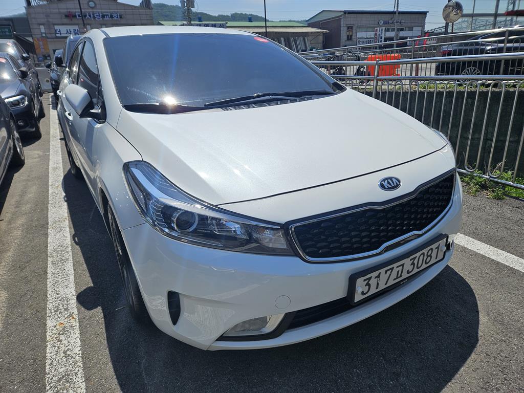 KIA K3 - Vista 2