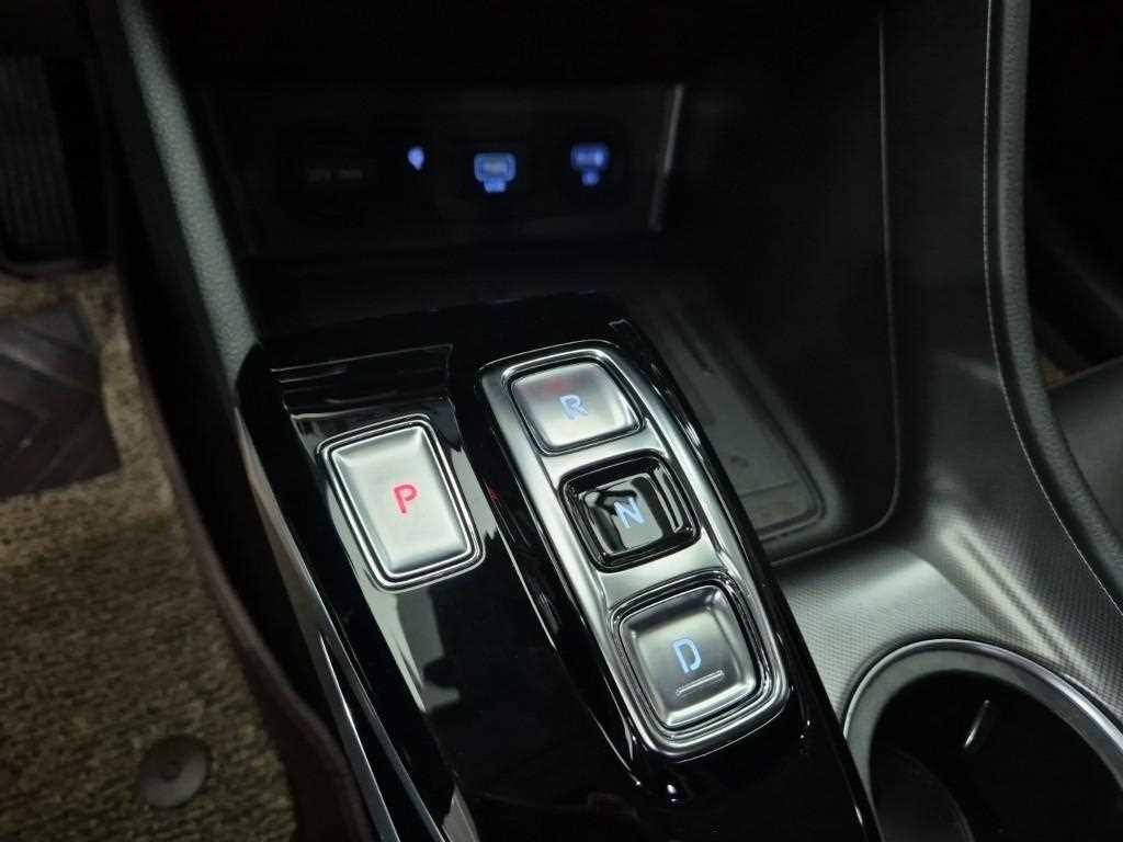 HYUNDAI Sonata - Vista 8