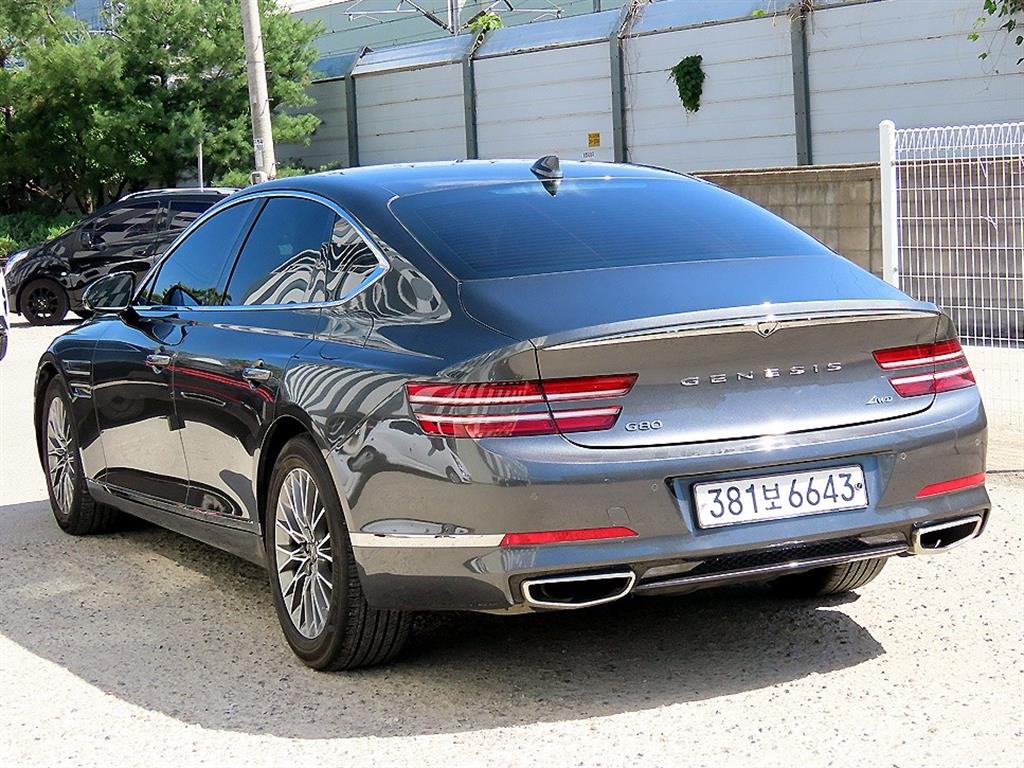 Genesis G80 - Vista 3