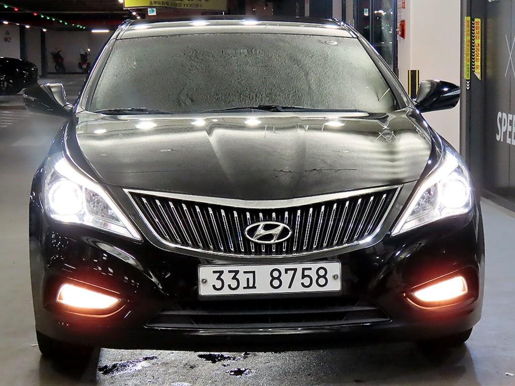 HYUNDAI Grandeur - Vista 2