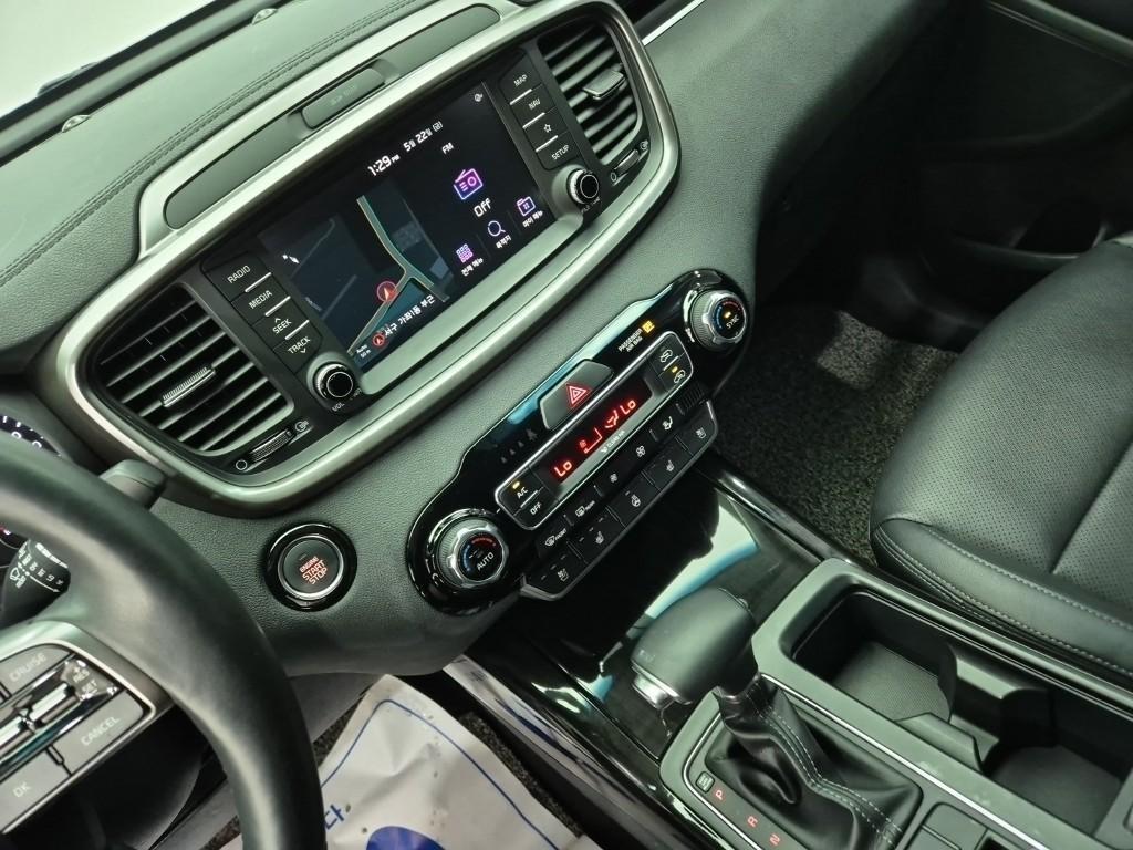 KIA Sorento - Vista 10